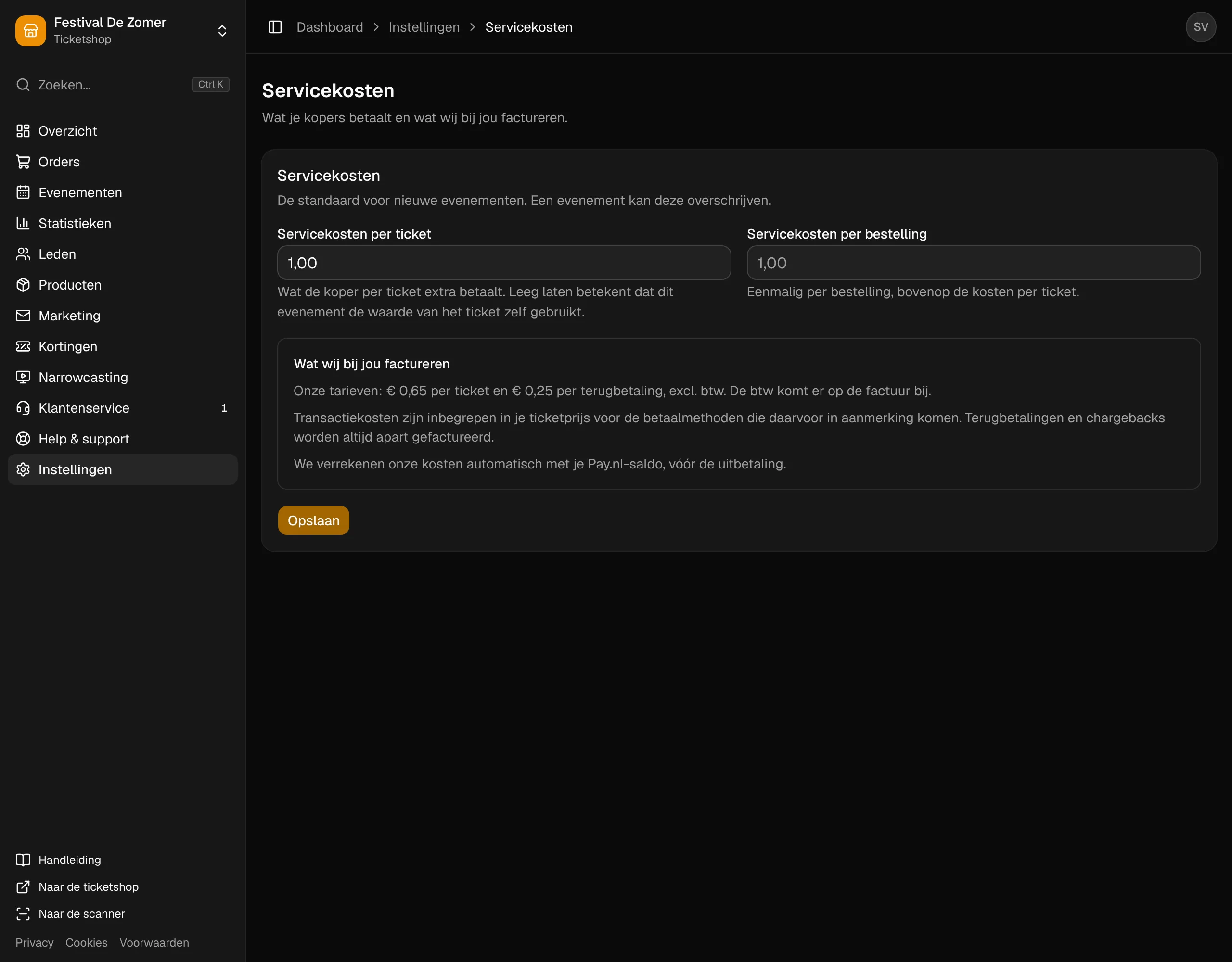 De servicekosten die de koper betaalt en de tarieven van CaptainTicket.